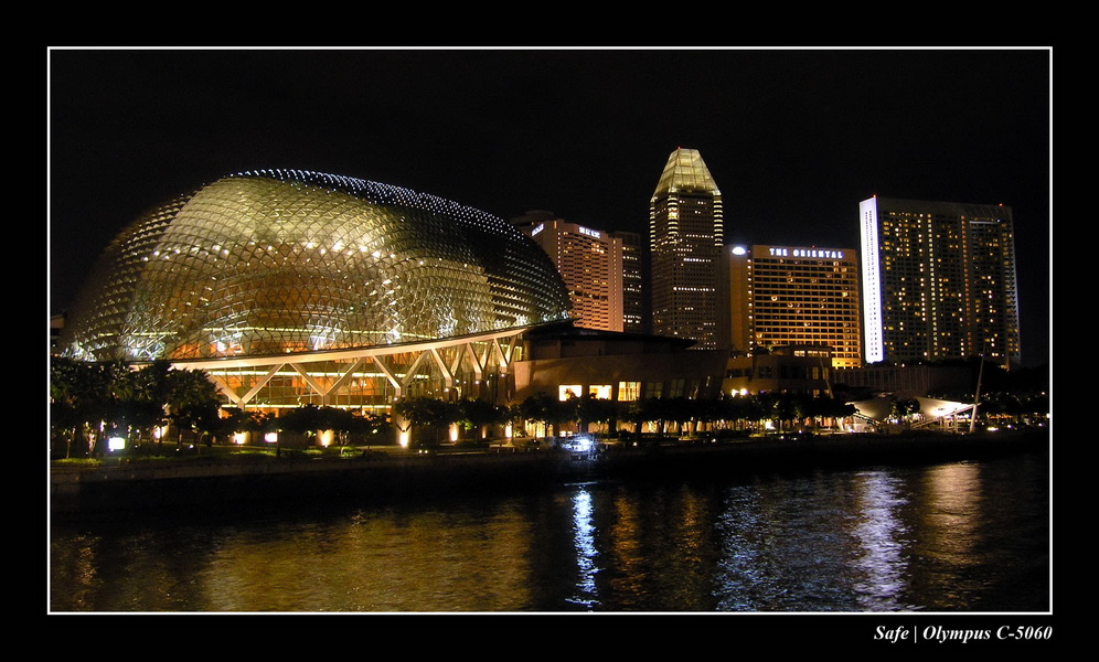 2005 - 06 - Palais des congres 1.JPG